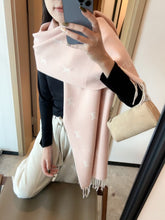 China Replica Gucci Scarf 17usd Only